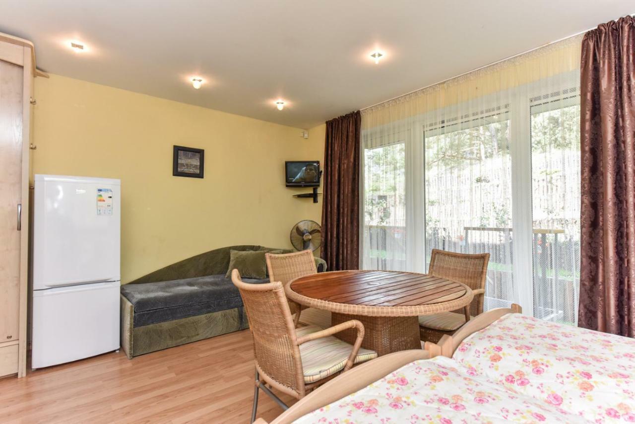 Nakvyne Pas Roma Apartamento Nida Exterior foto